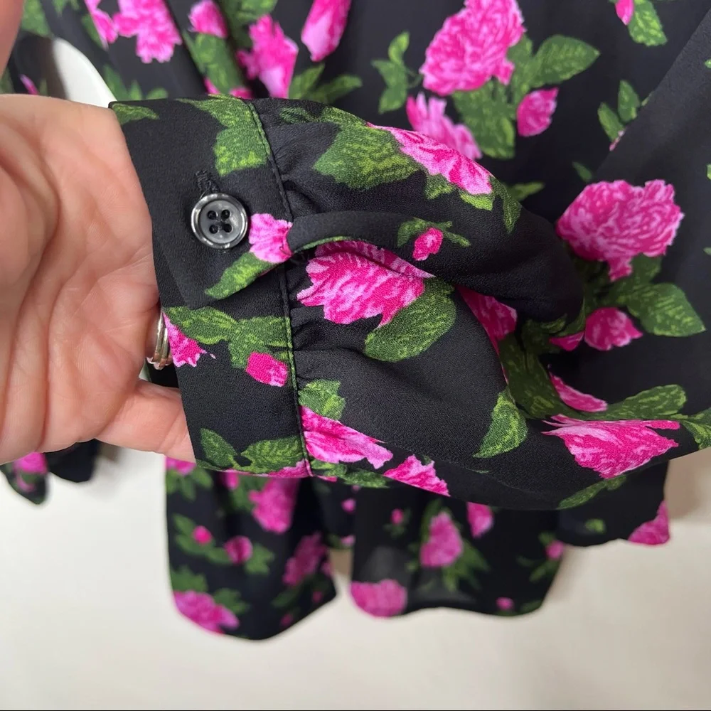WHO WHAT WEAR Floral Black and Pink Rose Wrap Blouse